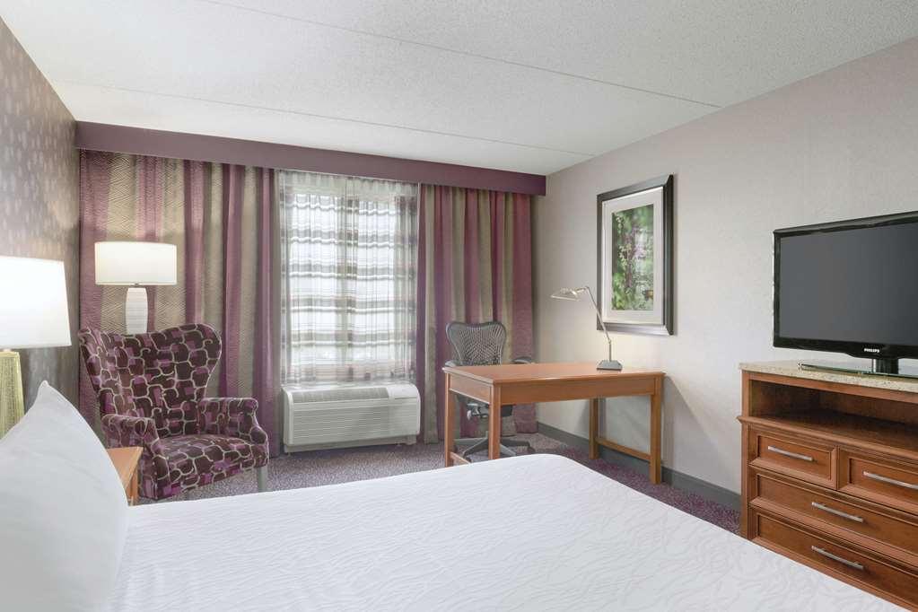 Hilton Garden Inn Springfield Bilik gambar